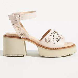 ANTHRO ELVIO ZANON Perforated Floral Sport Lug Sole Sandal in Cream 41 E…